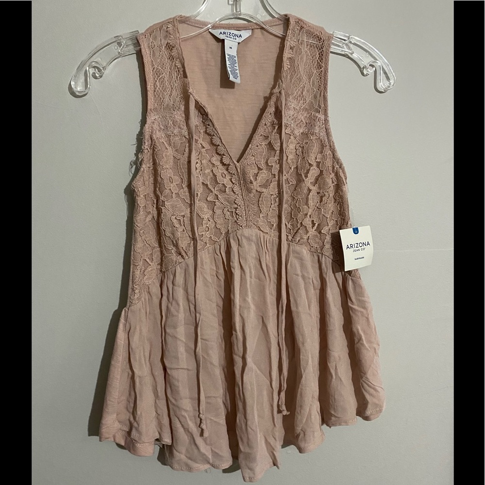 NWT Arizona Jean Co Pale Pink Lace Detail Flowy Tank Top